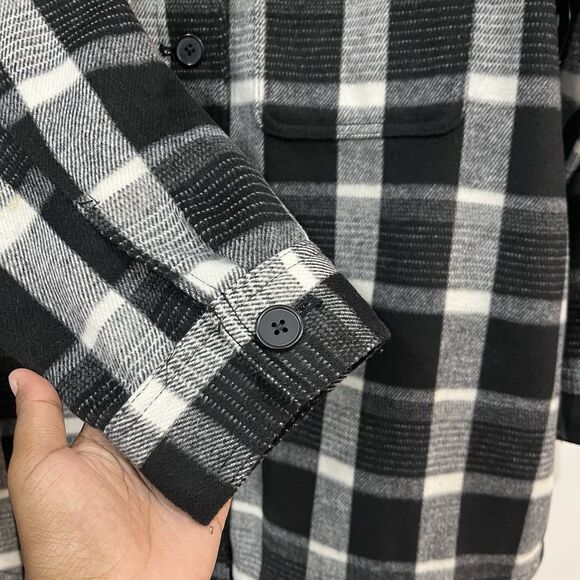 NWOT Women’s Old Navy Plaid Soft Brushed Utility Shacket Size XL Pockets Wool - Picture 6 of 6